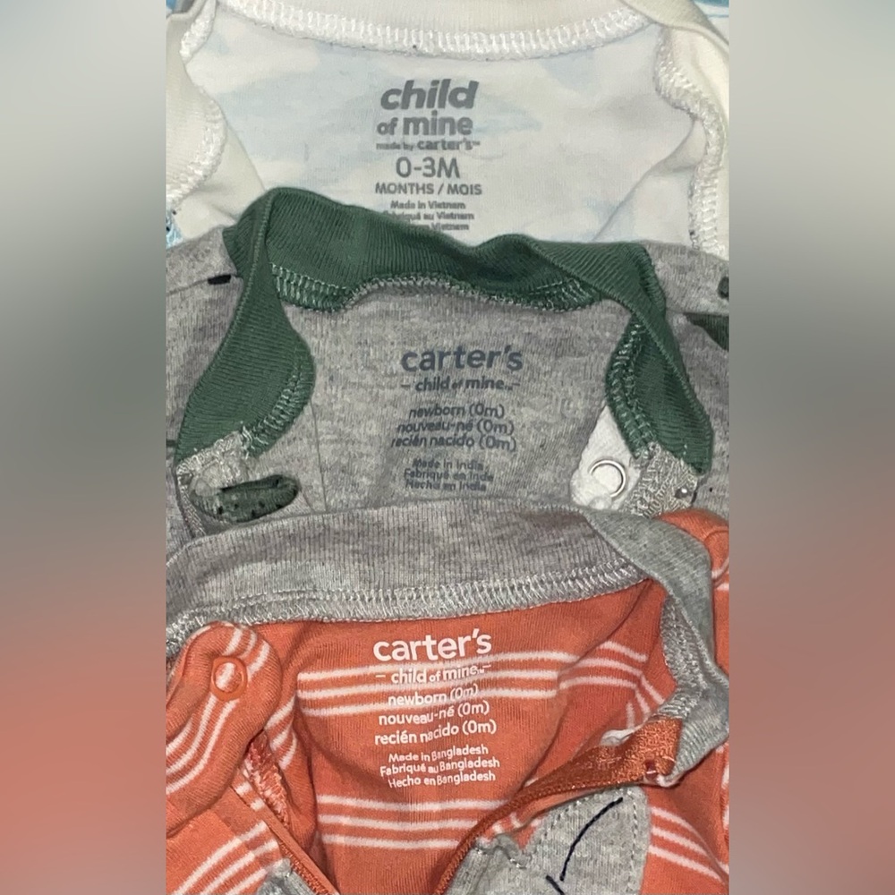 Carters bundle NB-3mo - Picture 3 of 3